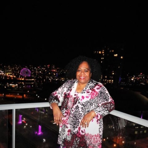 Meet your Posher, Vika - Picture 1 of 1